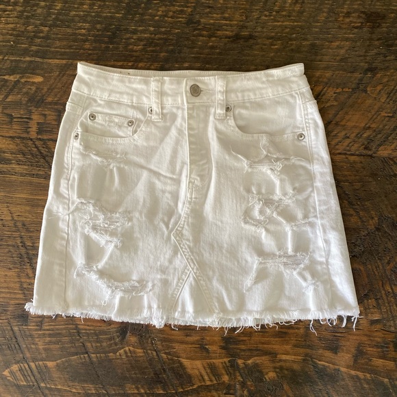 American Eagle Outfitters Dresses & Skirts - AEO White Distressed Denim Stretch Jean Mini-Skirt